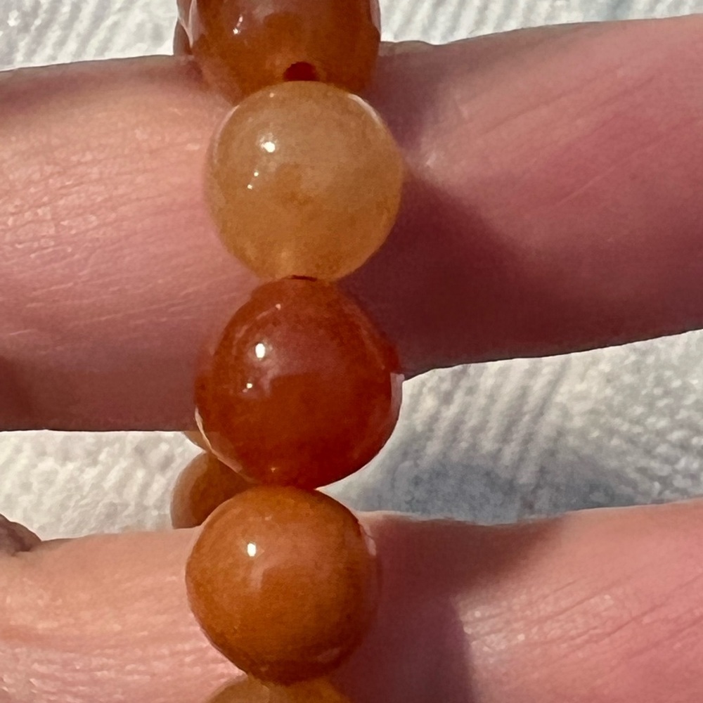 Lovely Orange Carnelian stretch band bracelet 8mm